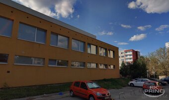 Pronájem komerečních prostor ul. Na hřebenech II. - 3
