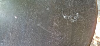 Kulatý stůl - 3