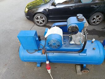 Kompresor ORLÍK 2JSK-75 - 833L/min, 300L, 8bar, 7,5KW - 3