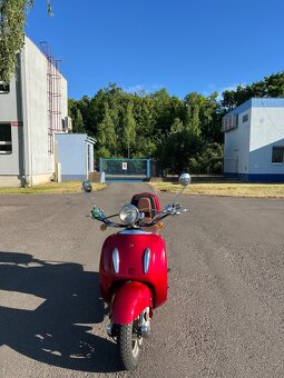 SKÚTR 50CCM - 3