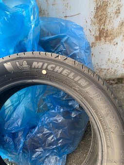 Pneu Michelin Premacy 4 195/55 R16 87H - 3