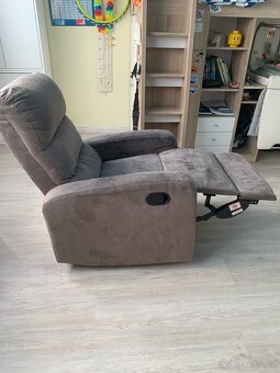 Křeslo s relaxační funkci š: 72cm h: 100cm v: 95cm - 3