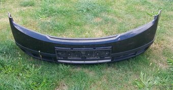 Přední nárazník černý - 3