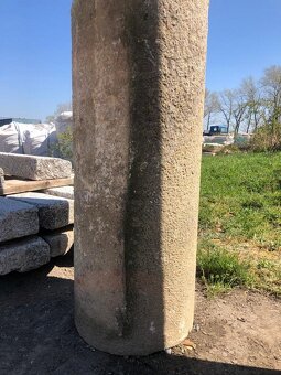 Staré pískovcové sloupy - 3