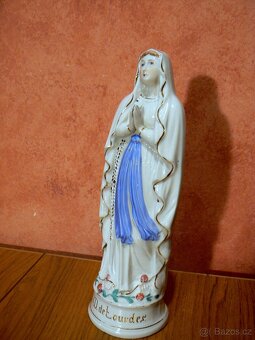 svatá soška Madonka - 3