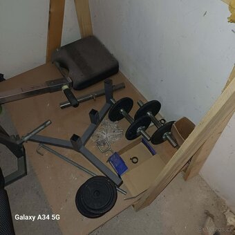 Posilovací stroj - 3