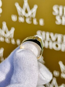 Zlatý prsten 4,98g - 3