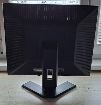 LCD monitor Dell E197FP 19" 4:3 - 3