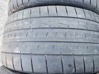 255/35R20 - 3