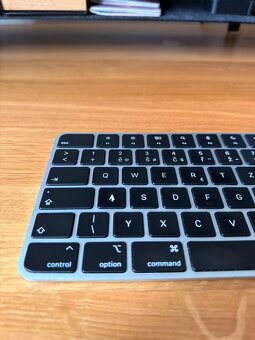 Apple Magic Keyboard Touch ID + numerika černá CZ - 3