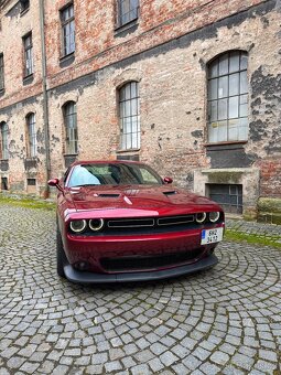 Dodge Challenger 6.4L V8 HEMI SCAT PACK - 3