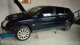 Plechařina na Opel Signum - 3