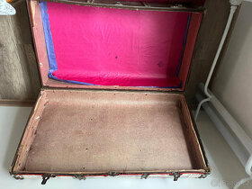 Stary renovovaný kufr - 3