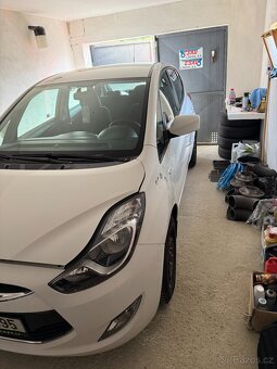 Hyundai IX20 1.4 66Kw, rok 2012 - 3