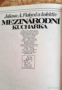 A. Fialová a kol. Mezinárodní kuchařka - 3