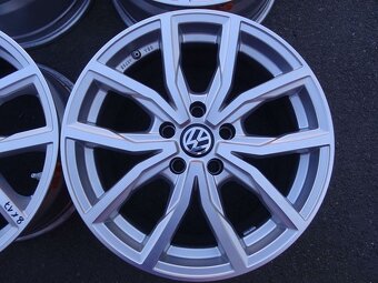Alu disky na Škoda,Volkswagen, 17", 5x112, ET 48, šířka 8J - 3