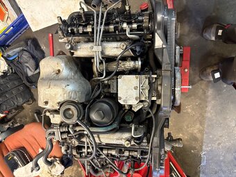 Motor 2.5 TDi V6 110kw AFB - 3