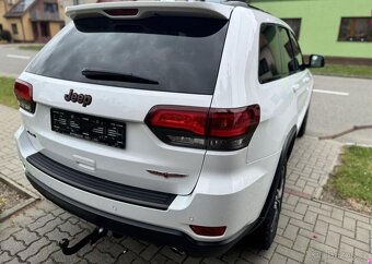 Jeep Grand Cherokee 3,0 CRDI TRAIL HAWK nafta automat 184 kw - 3