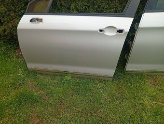 CITROEN C5 3, LEVÉ DVEŘE, L.P. A L.Z. STŘÍBRNÉ KOD BARVY EZ - 3
