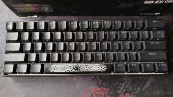 Corsair K65 RGB mini - 3