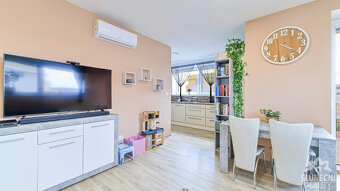 Pronájem bytu 3+kk s vyhrazeným parkovacím stáním, 85 m², Uh - 3