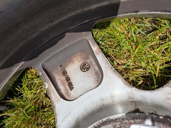 ALU kola na VW T5 a T6 17" originál VW - 3