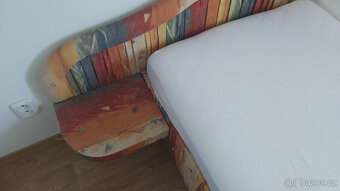 Prodám starší čalouněnou dvoupostel 210 x 170 cm - 3