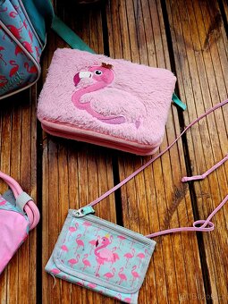 Aktovka Baagl Zippy plameňák s vybavením - 3