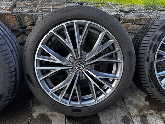 Alu kola R17 - 5x112 ET43 - 3