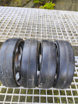 Pojezdové kolo SKF TKI-225 4ks - 3