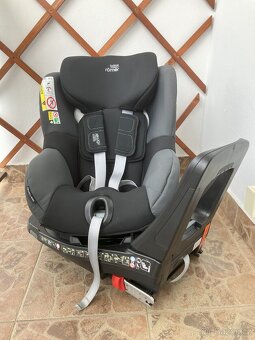 Britax Römer Dualfix M i-size - 3