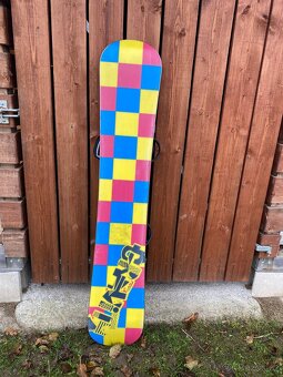 Prodám snowboard Gravity (157 cm), zachovalý stav - 3