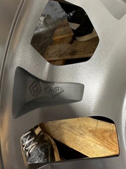 Alu kola 5x114.3 r16 (ren162) - 3