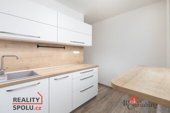 Převod dr. podílu, byty/3+1, 54 m2, Masarykova třída 854, 73 - 3