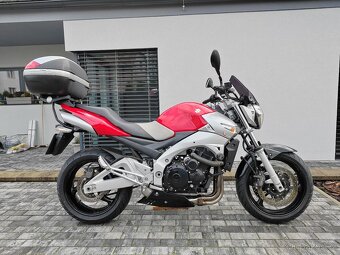 Suzuki gsr 600 super stav - 3