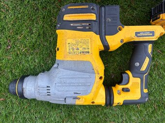 Dewalt - 3