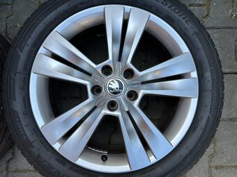 ŠKODA ORIGINÁL ALU - 225/50 R18 - 3