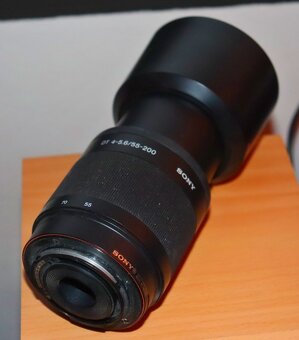 PRODÁM TELEOBJEKTIV SONY DT 4-5/6/55-200 - 3