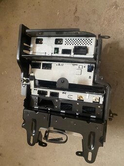 AUDI A6C64F díly,ceny dohodou. - 3