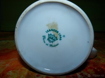 Starožitný hrnek - 3