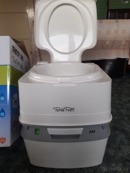 Chemické WC Thetford - 3