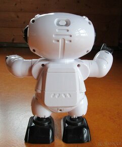 Robot se zvuky - 3