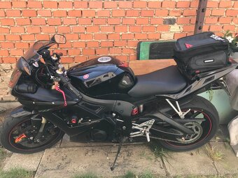 Yamaha yzf r6 - 3