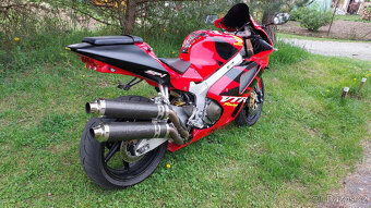 HONDA VTR 1000 SP1 - 3