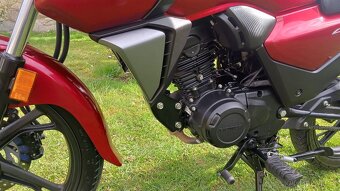 Honda CB125F pouze 7400 km - 3