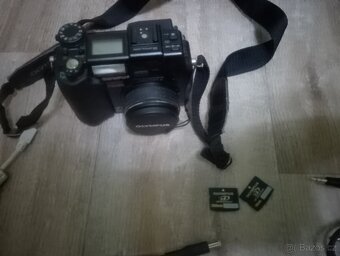 Prodám fotoaparát Olympus + vybavení - 3
