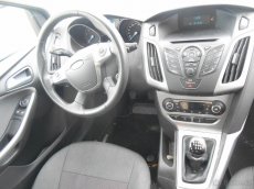 Ford Focus 1,0 benzín 92 kW r.v. 2013 -díly - 3