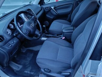 Toyota RAV4 r.v 2.0 benzín r.v 2006 - 3