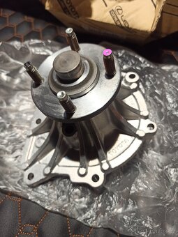 Vodní pumpa OEM Toyota Hilux, Land Cruiser, 4Runner - 3