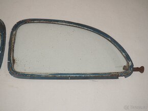 Škoda 1101 / 1102 Tudor - zadní ventilační okénka - 3